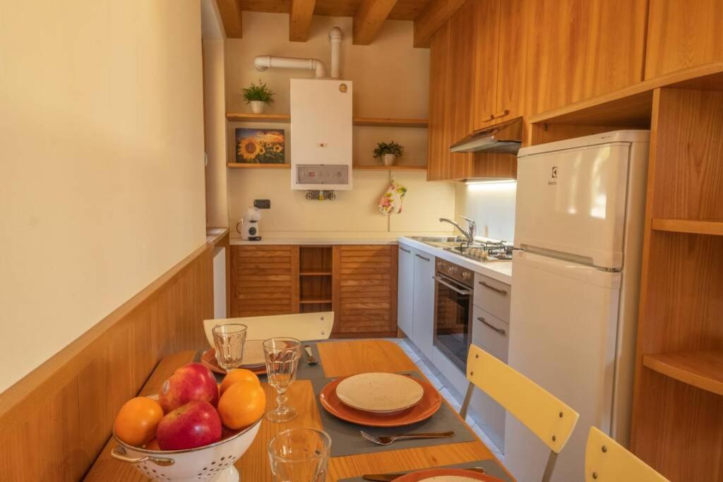 Happy Guest Apartments - Feel The Lake Riva di Solto Exteriér fotografie